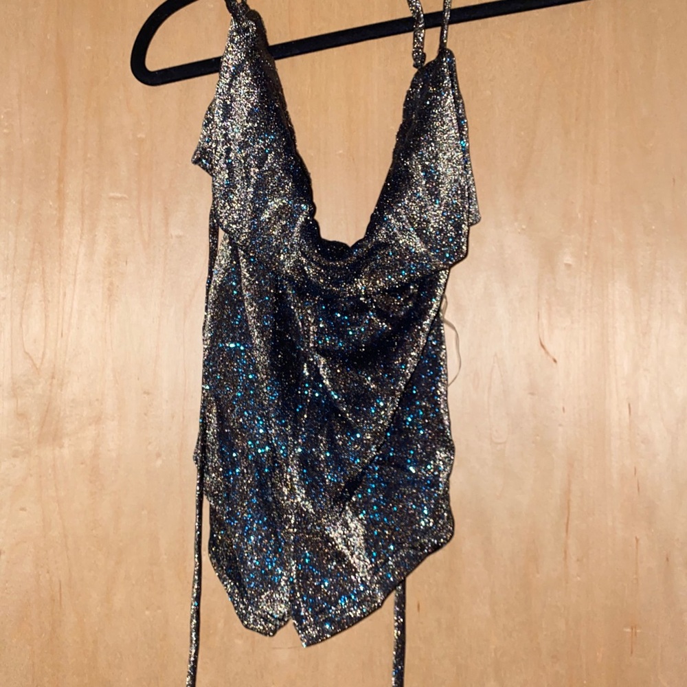 Sparkly romper - Picture 1 of 4